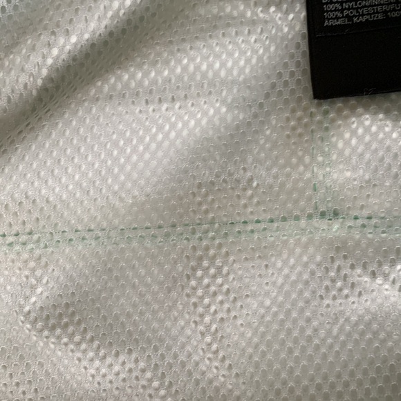 Northface windbreaker, mint green, girls 10-12. - Picture 6 of 14